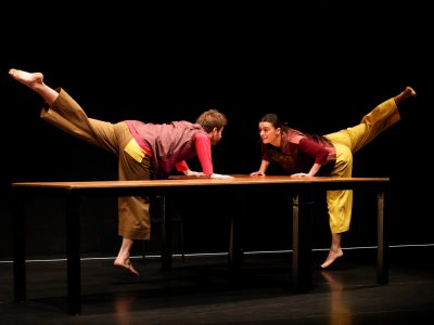 DANS MA CUISINE, UN DESERT, Choregraphie Christian et Francois Ben Aim, Ecriture et dramaturgie Mariette Navarro, Creation musicale Patrick de Oliveira, Creation lumieres Laurent Patissier, Creation costumes Aurore Thibout, les Plateaux Sauvages le 18 fevrier 2026
Avec : Louise Hardouin et Jules Sadoughi
(photo by Patrick Berger)